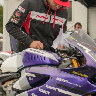 Journée Stage de Pilotage Moto pour Novices sur le Circuit de Magny-Cours (Nièvre - 58)