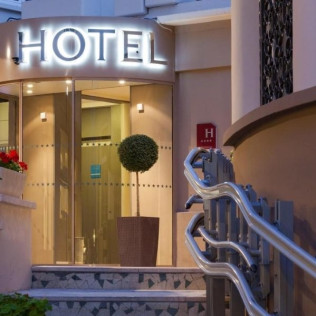 Séjour à l'Hôtel Timhotel Opera Blanche Fontaine 4* (Paris)