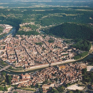 Survol de la région Toulousaine ou des Pyrénées ou des Gorges (Haute-Garonne - 31)