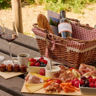 Visite de Vignoble et Pique-nique pour deux au Château La Croizille (Saint-Émilion, Gironde - 33)