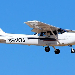 Vol Découverte d'Etretat à bord d’un avion de tourisme Cessna 172 (Bondues, Nord - 59)