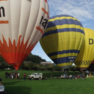 Vol en Montgolfière avec Champagne (Cerdagne, Espagne)