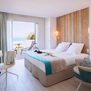Week-end Évasion Marine avec Petit-déjeuner et 6 Soins au Prévithal Hôtel de la Baie 4* Thalasso et Spa Marin (Donville-les-Bains, Normandie - 50)