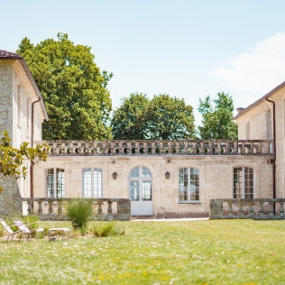 Le Wine-Time : Dégustation de Vin et Mignardises en Duo au Château de Ferrand (Saint-Émilion, Gironde - 33)