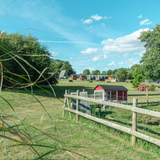 Séjour Insolite : Nuit en Yourte avec Petit-déjeuner à La Ferme des Épis (Ouffières, Calvados - 14)