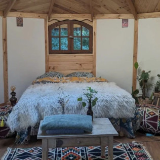Séjour Insolite : 2 Nuits dans une Cabane-Yourte à La Mauvaise Herbe (Barjols, Var - 83)