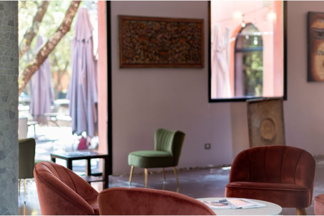Séjour Romantique "J'ai fait un rêve" avec Petit-déjeuner, Dîner, Champagne et Massage au Disini Hôtel-Restaurant 4* (Castries, Hérault - 34)