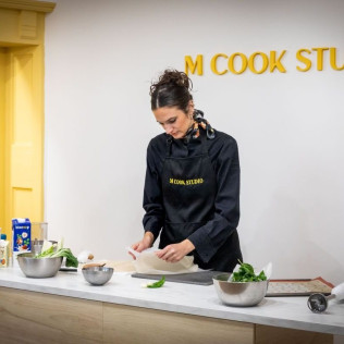 Atelier de Cuisine du Monde pour Adultes avec M Cook Studio (Paris, Île-de-France- 75) 