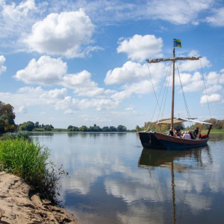 Balade “Pique-nique” en Bateau sur la Loire (Sigloy, Loiret- 45)