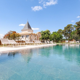 Séjour en Gîte avec Spa Privatif et Menu Traiteur pour deux au Château du Parc (Pézenas, Hérault- 34)