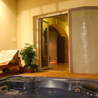 Accès au Hammam et Jacuzzi avec Savon Noir au Spa Esprit d'Ailleurs (Baillargues, Hérault - 34)