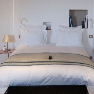 Séjour en Chambre Prestige avec Diner, Sauna et Visite au Château Prieuré Marquet (Saint-Martin-du-Bois, Gironde - 33)
