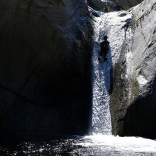Canyon en Eau Chaude du Thuès (Clara, Pyrénées-Orientales - 66)