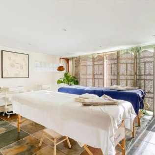 Massage Abhyanga doux "Satvique" au Centre Ahimsa (Verrières-le-Buisson, Essonne - 91)