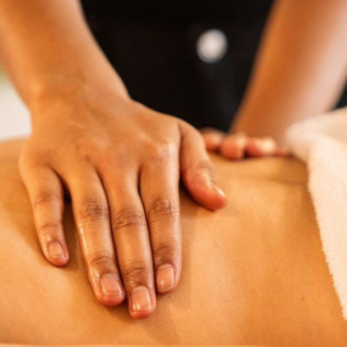 Massage du Dos à Beauté Noble Paris (Île-de-France- 75)