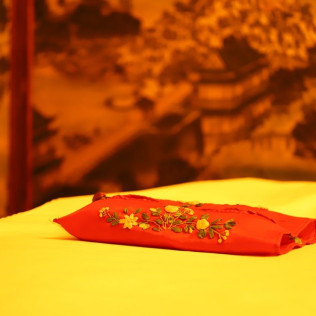 Massage Ancestral du Corps d’Himalaya aux Plantes Traditionnelles au Lanqi-spa (Neuilly-sur-Seine, Hauts-de-Seine - 92)