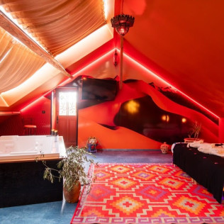 Séjour en Suite “Le Riad” avec Accès Spa Privatif chez L’Odyssée Inattendue (Etaing, Hauts-de-France - 62)