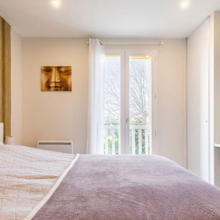 Séjour en Chambre d'Hôtes avec Petit Déjeuner et Spa Privatif à la Bulle d'Eden (Bayonne, Nouvelle-Aquitaine - 64)