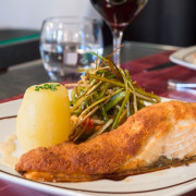 Repas Découverte du Terroir à l'Hôtel-Restaurant Auberge La Tomette (Vitrac, Cantal - 15)